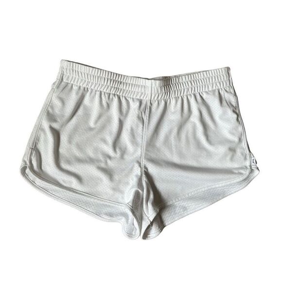 Aritzia TNA Shorts White size Large - Picture 1 of 11
